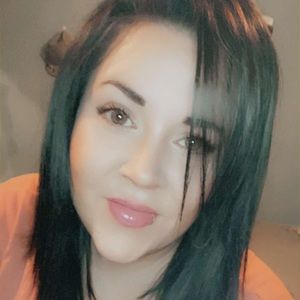 Meet your Posher, Alicia